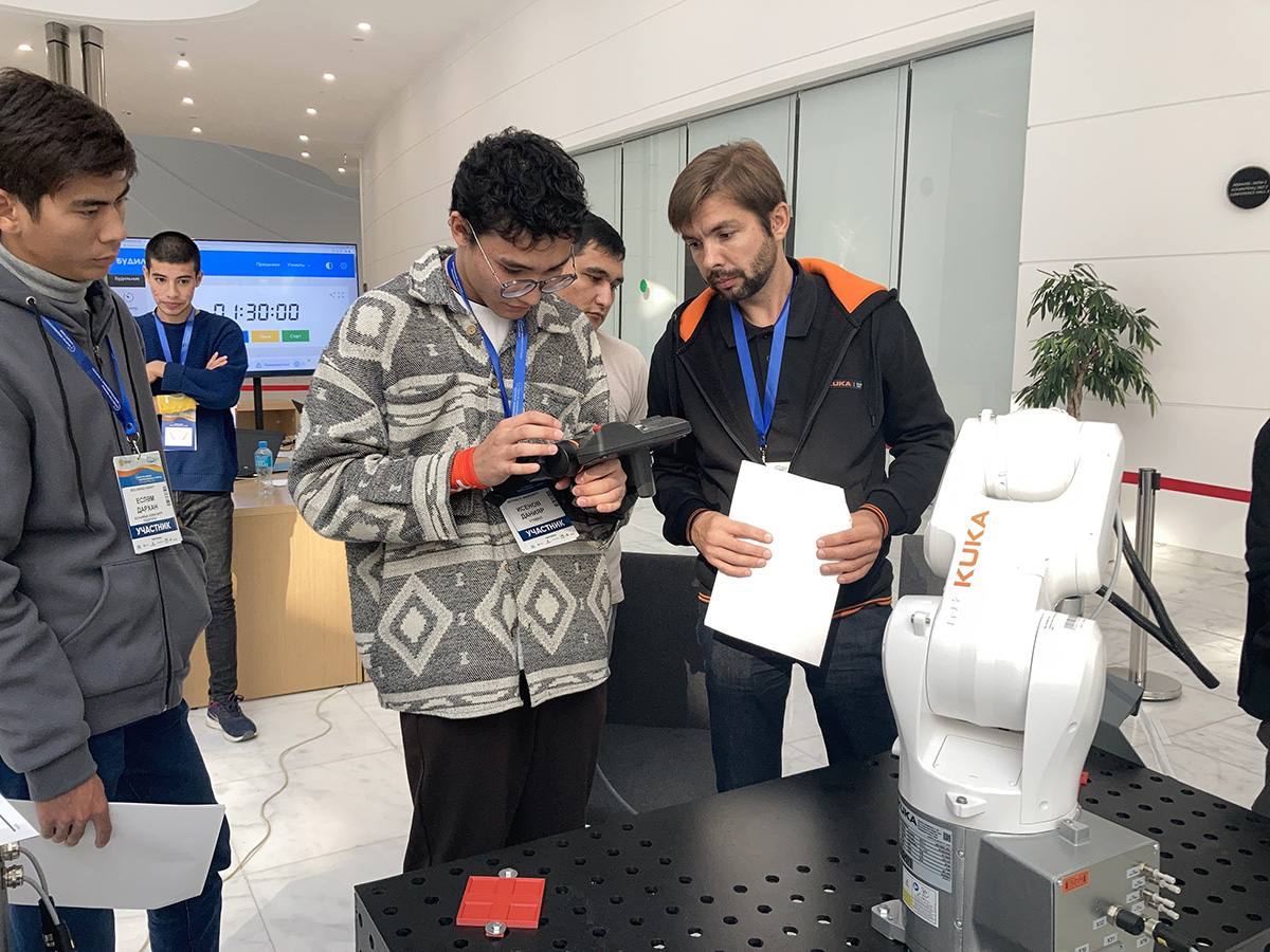 WorldSkills Industrial Robotics 2022